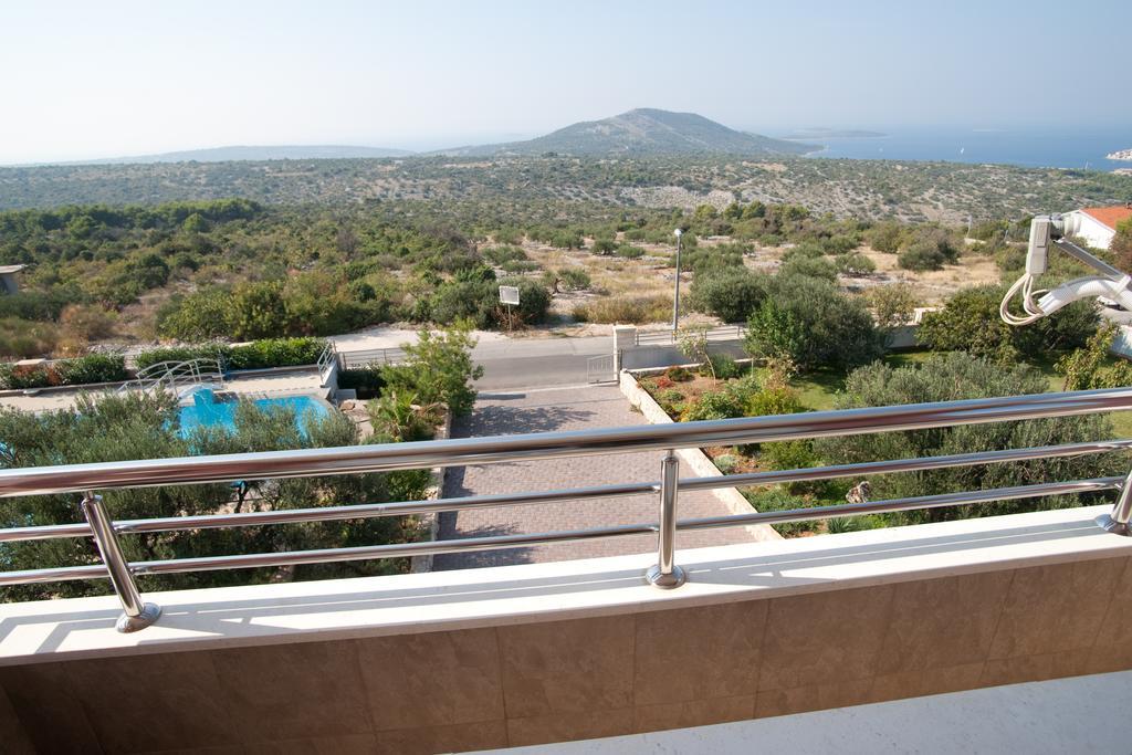 Apartments Marinic Primošten Kamer foto