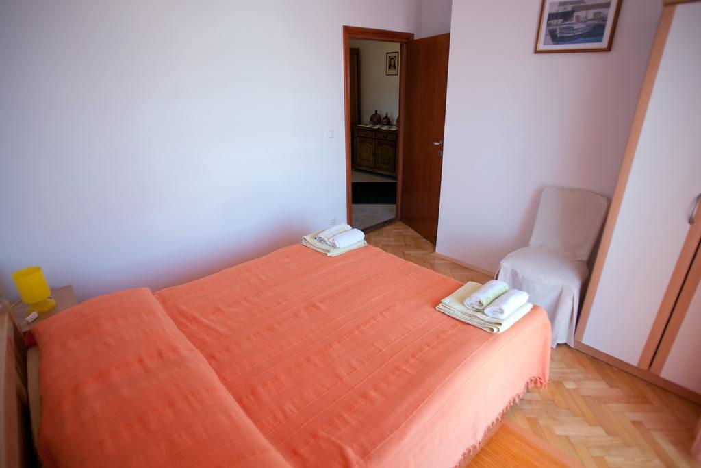 Apartments Marinic Primošten Kamer foto