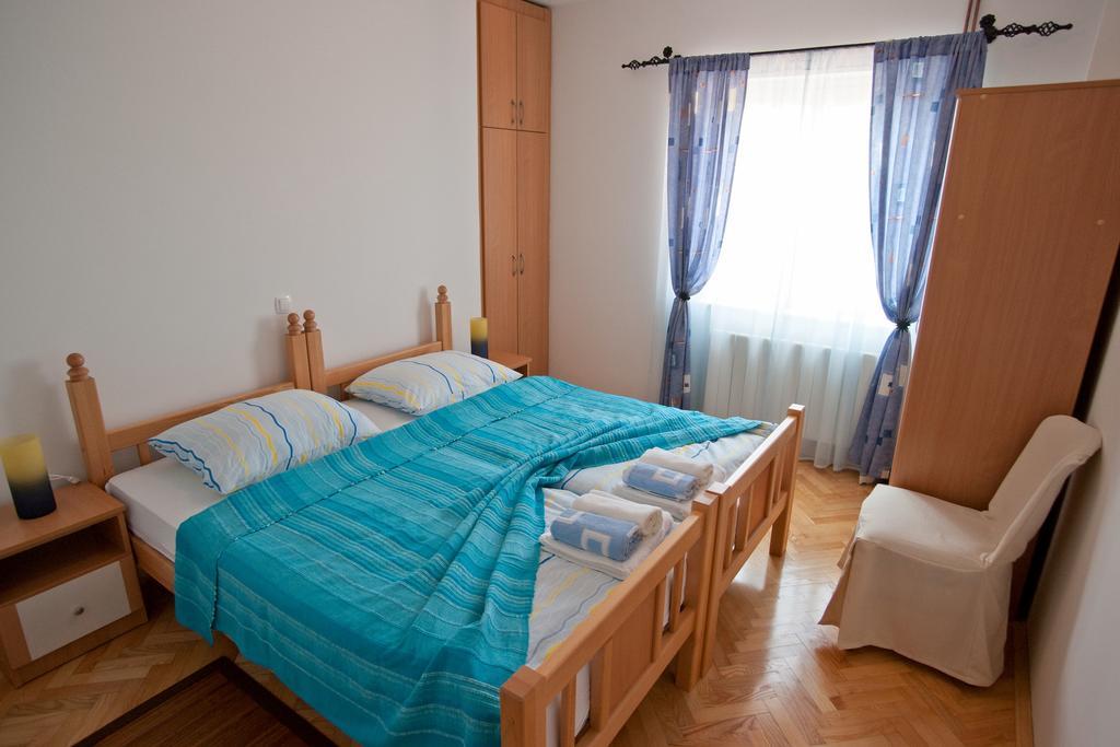 Apartments Marinic Primošten Kamer foto