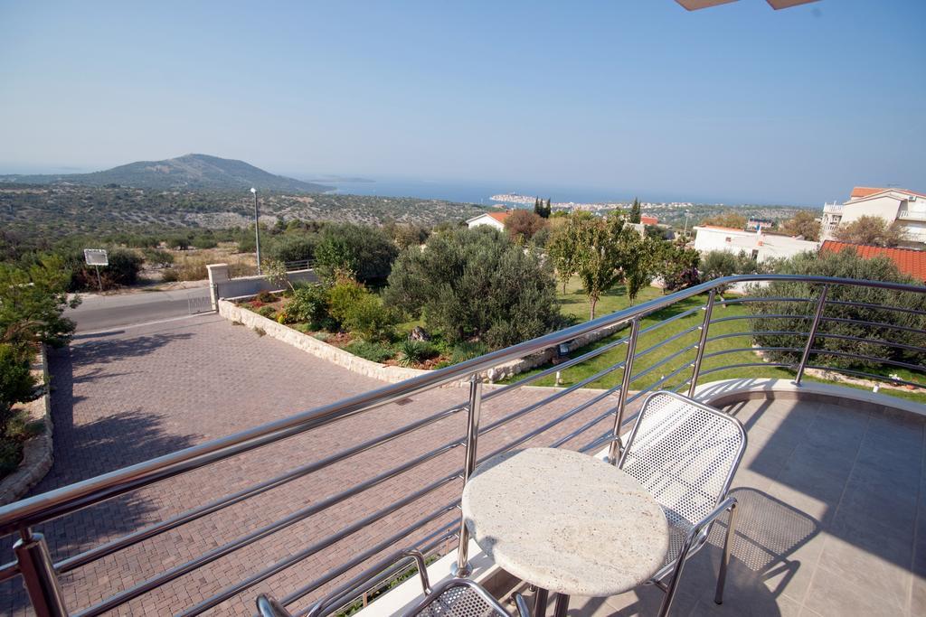 Apartments Marinic Primošten Kamer foto