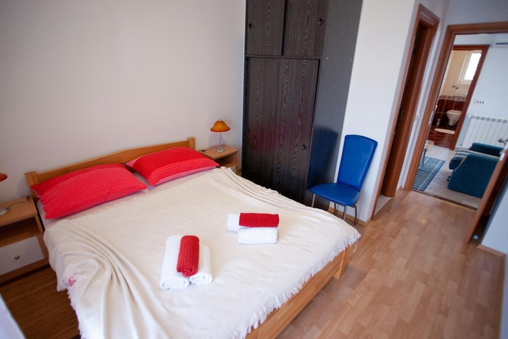 Apartments Marinic Primošten Kamer foto