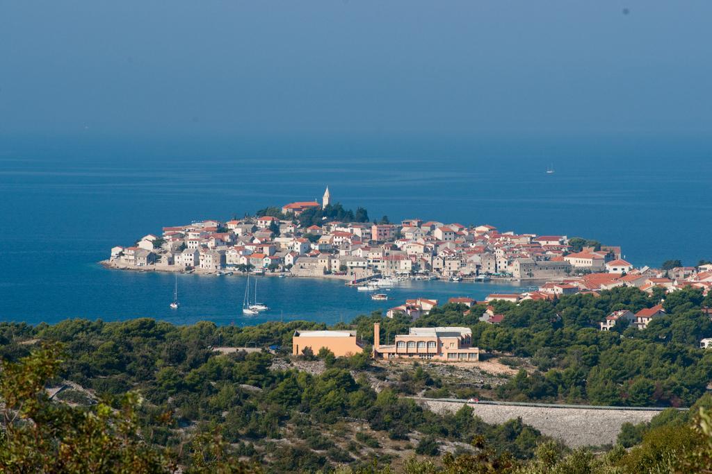 Apartments Marinic Primošten Buitenkant foto
